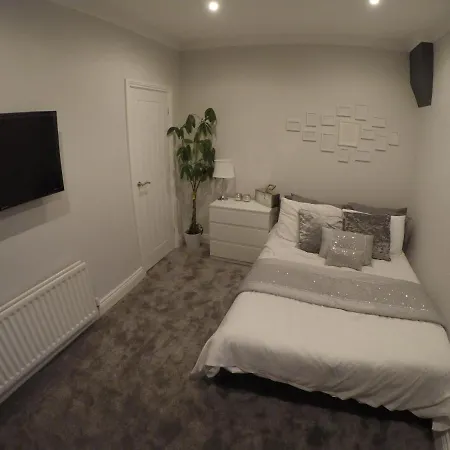 Holiday home Essex House 3 Double Workstays Uk Middlesbrough